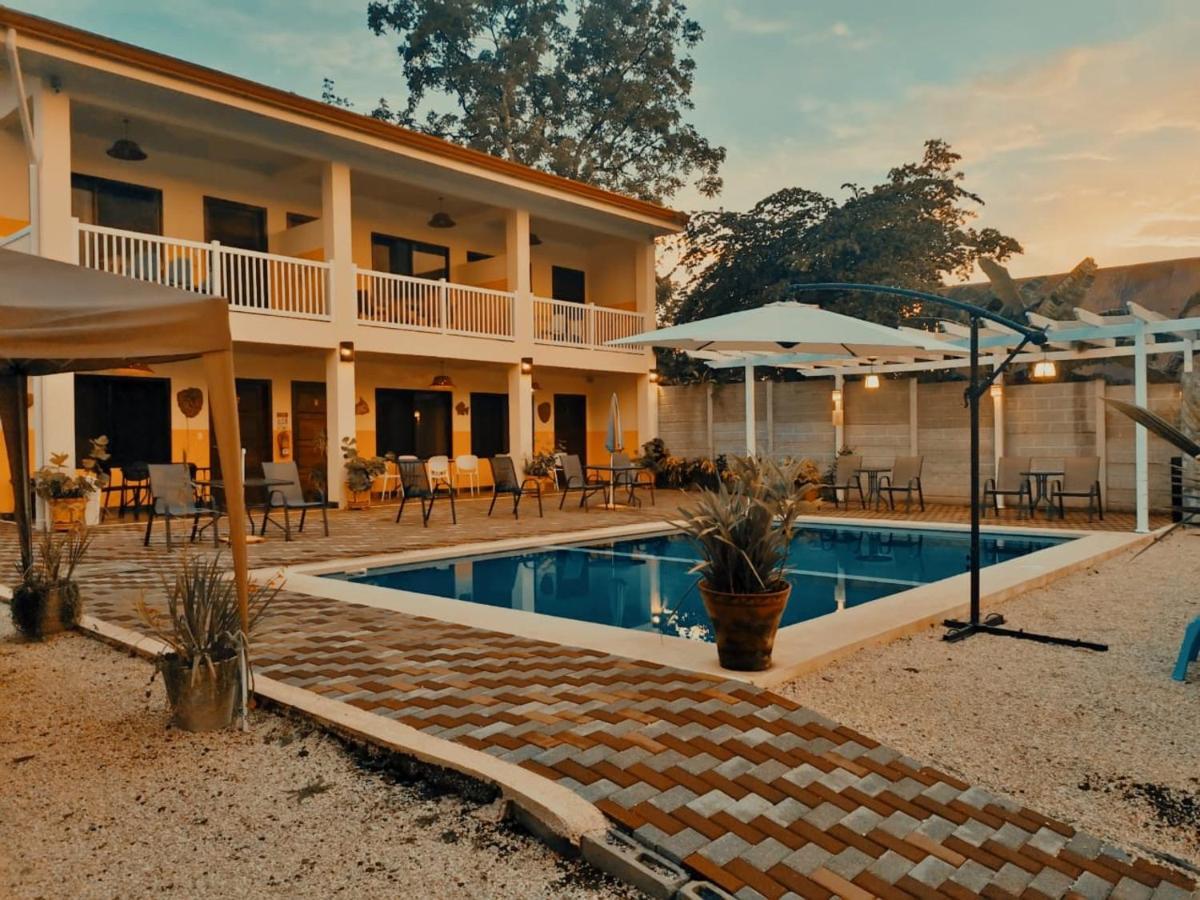 Cabinas El Colibri Puerto Carrillo Εξωτερικό φωτογραφία
