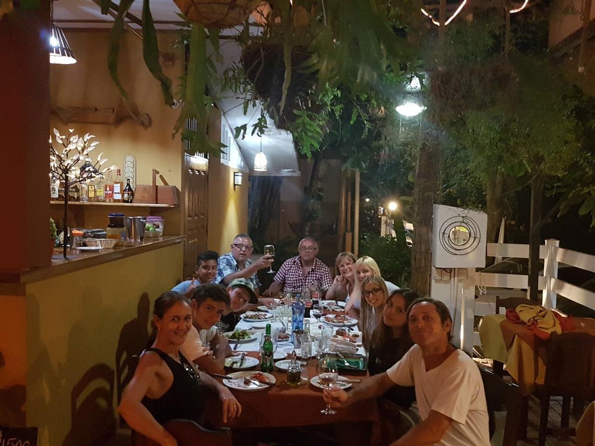 Cabinas El Colibri Puerto Carrillo Εξωτερικό φωτογραφία